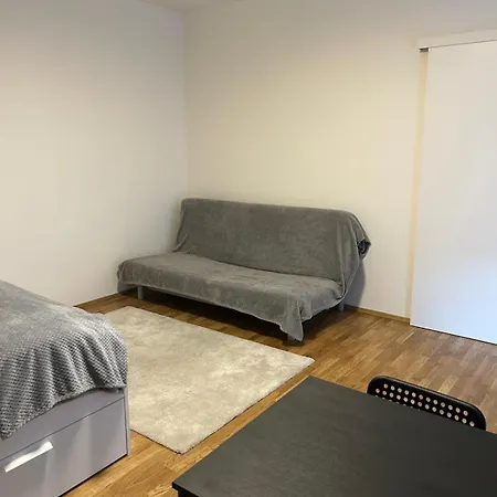 Appartement Kobrova With Free Parking Praag